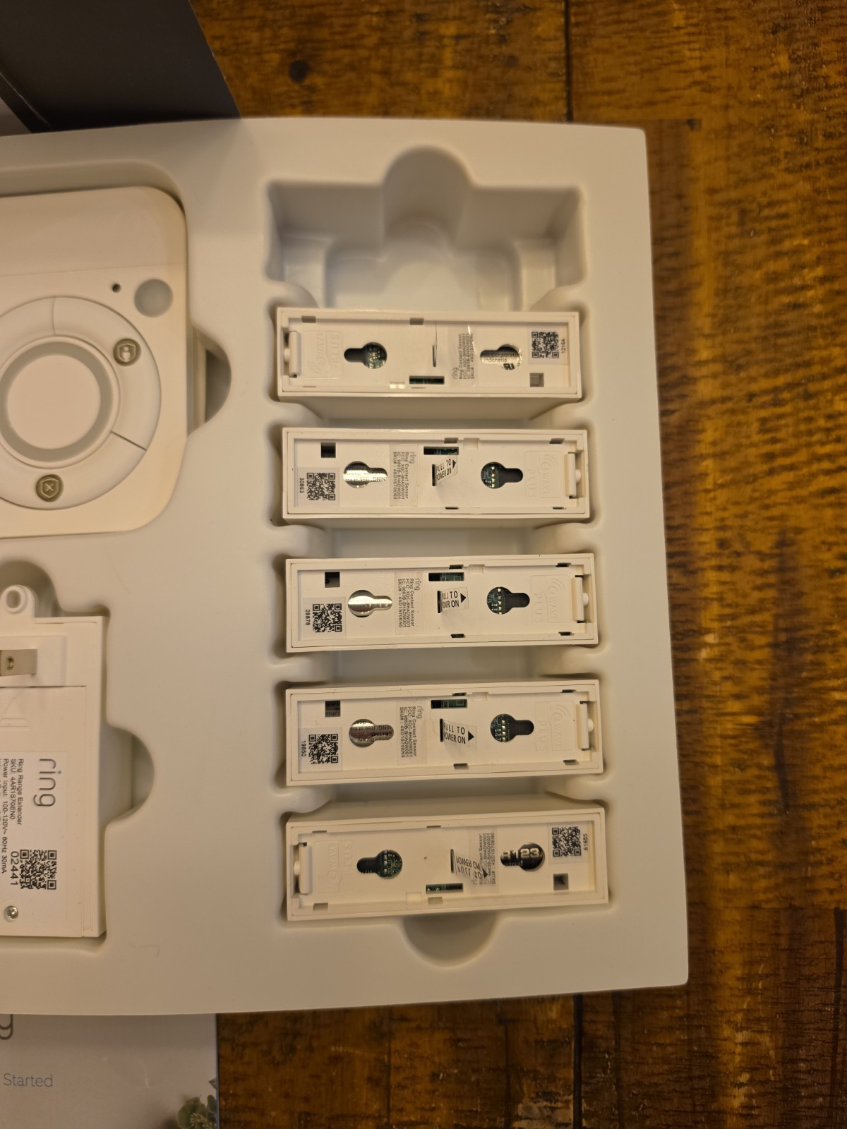 Ring Alarm Home Security System 5-Piece Kit Indoor Siren Home Safety Station