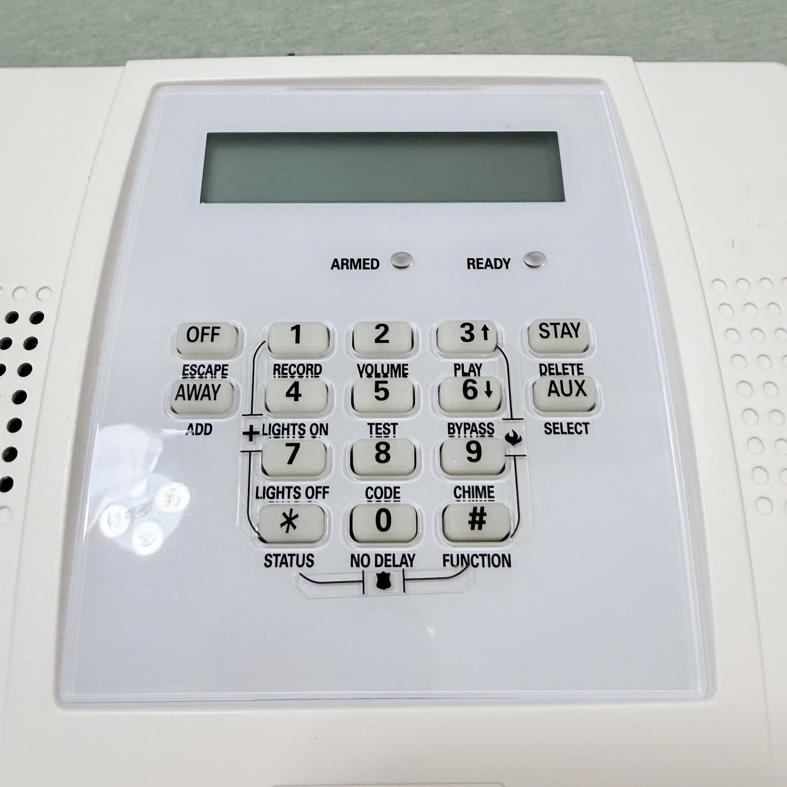 Honeywell L3000 LYNX Plus – Burglar Security Alarm Control Panel