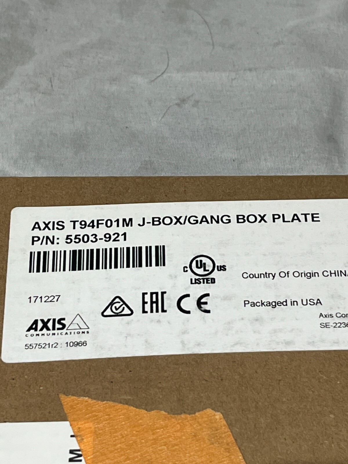 AXIS J-BOX/GANG BOX P/N: 5503-921 T94F01M