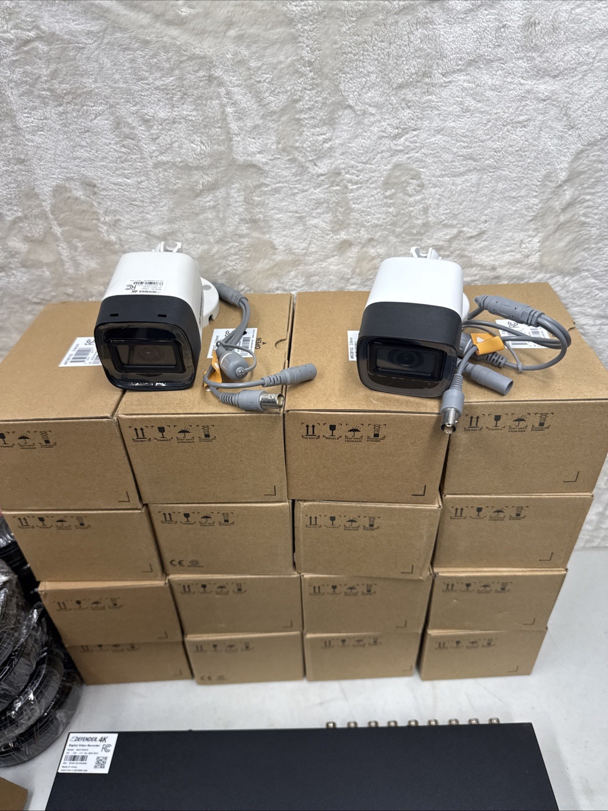 Defender Vision AI 4K Security Camera System 16 Cameras & 16 Channel DVR NIB