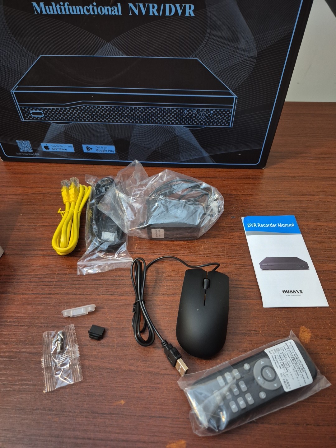 DVR 8-Channel Hybrid Capability 5-in-1 Digital Video Recorder 5.0MP HD Securi(No