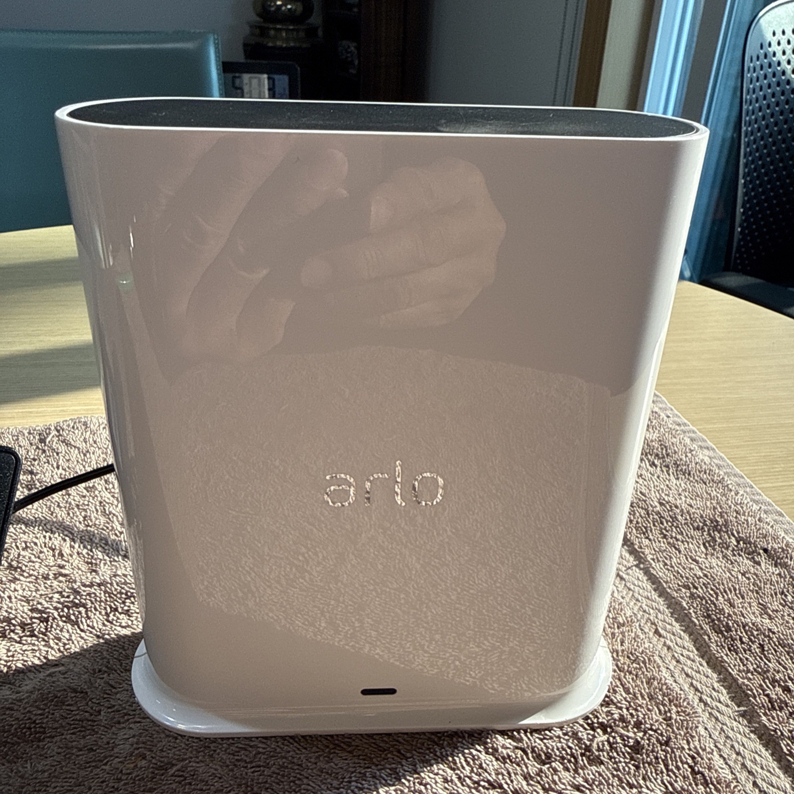 Arlo Ultra VMB5000 Smart Hub Base Station for Arlo Pro 2, 3, 4, Ultra, Ultra 2