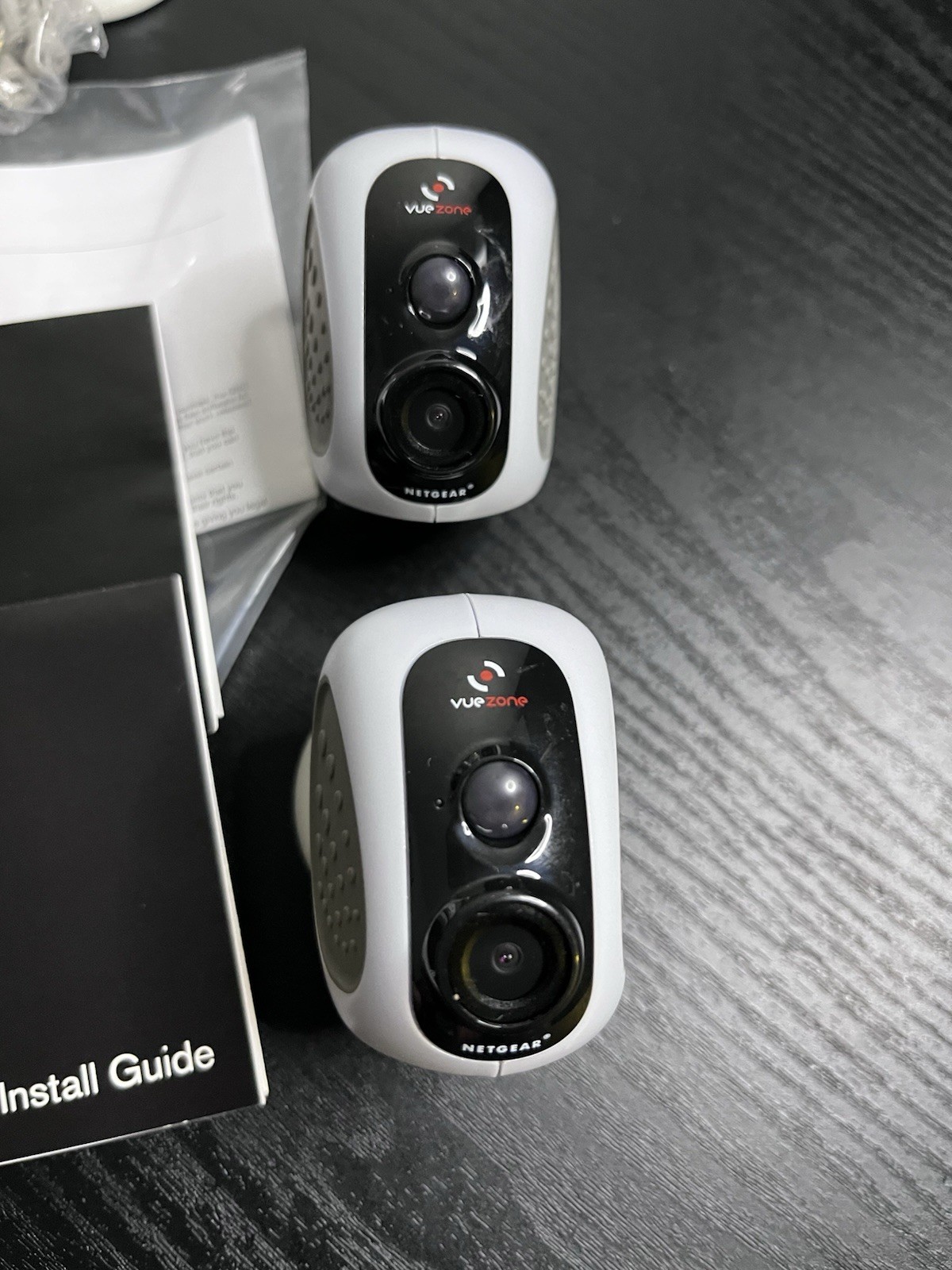 NETGEAR VUEZONE WIRELESS GATEWAY VIDEO MONITOING SYSTEM BASE 2 Cameras And More