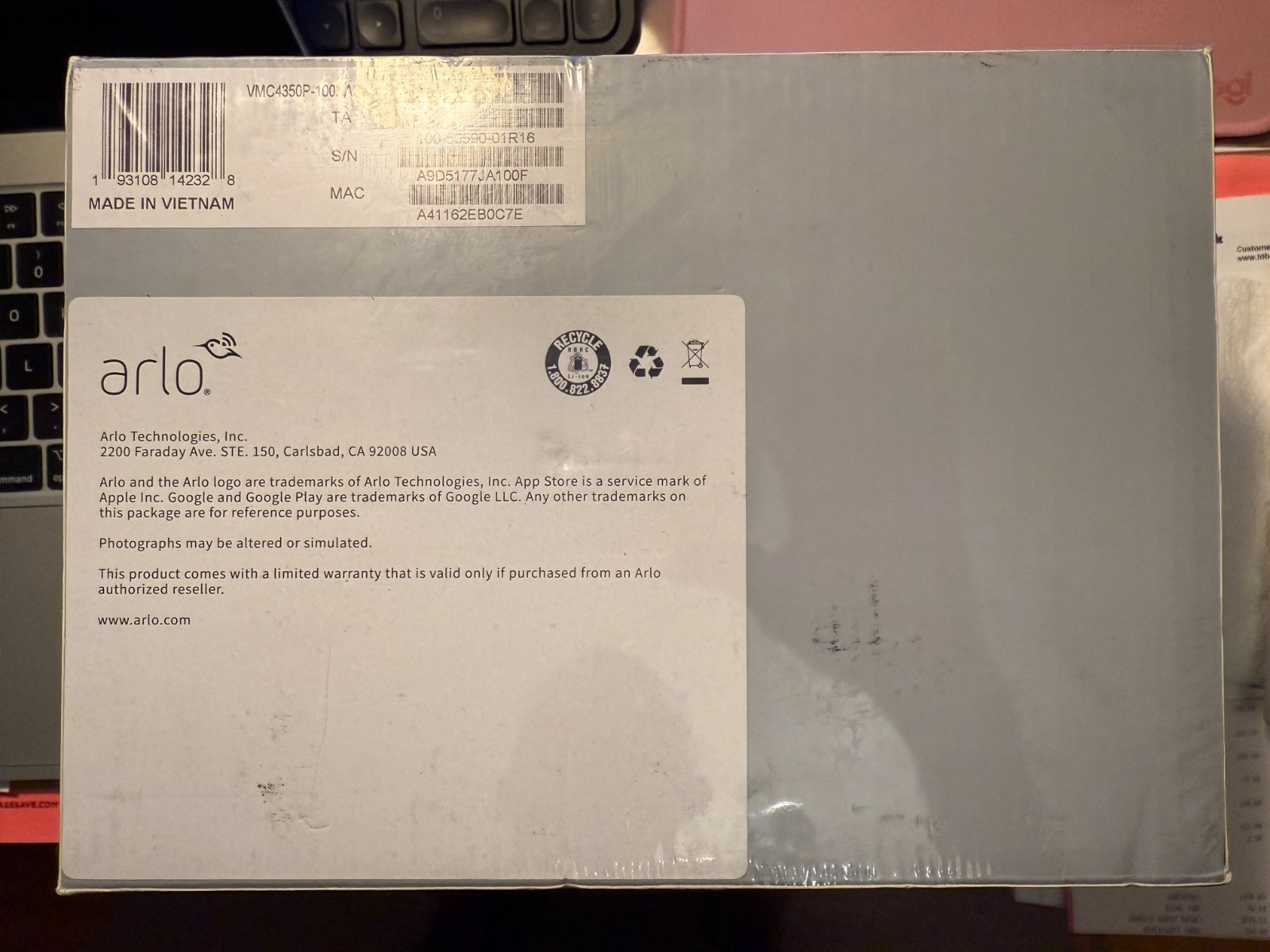 NEW $450 arlo Pro4 Spotlight Camera VMC4350P-100NAS Wire-Free 2K Video with HDR
