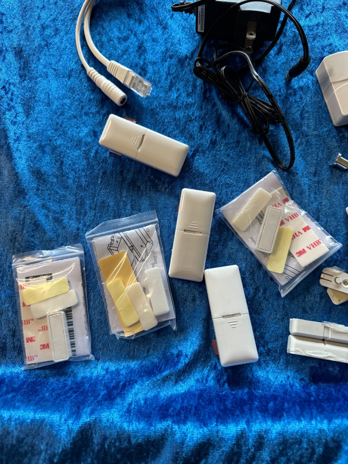 Xfinity / Honeywell Home Security System Components Lot–Cameras,Keypads,Sensors