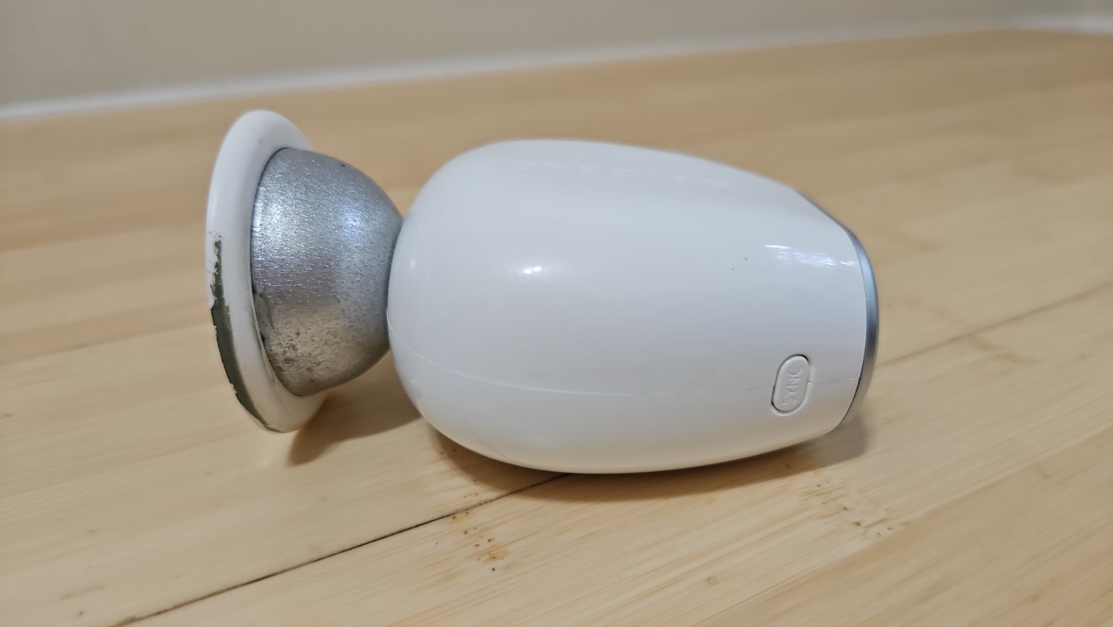 Arlo VMC3030-100NAR Indoor/Outdoor Security Camera – White