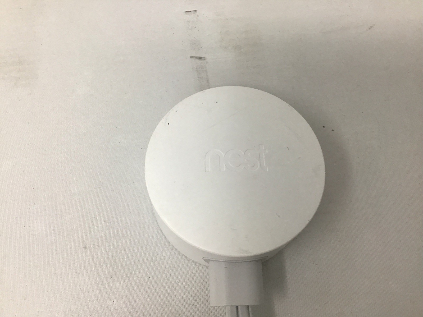 Google Nest Cam A0033 Outdoor Wired White Smart HD Security Camera Read