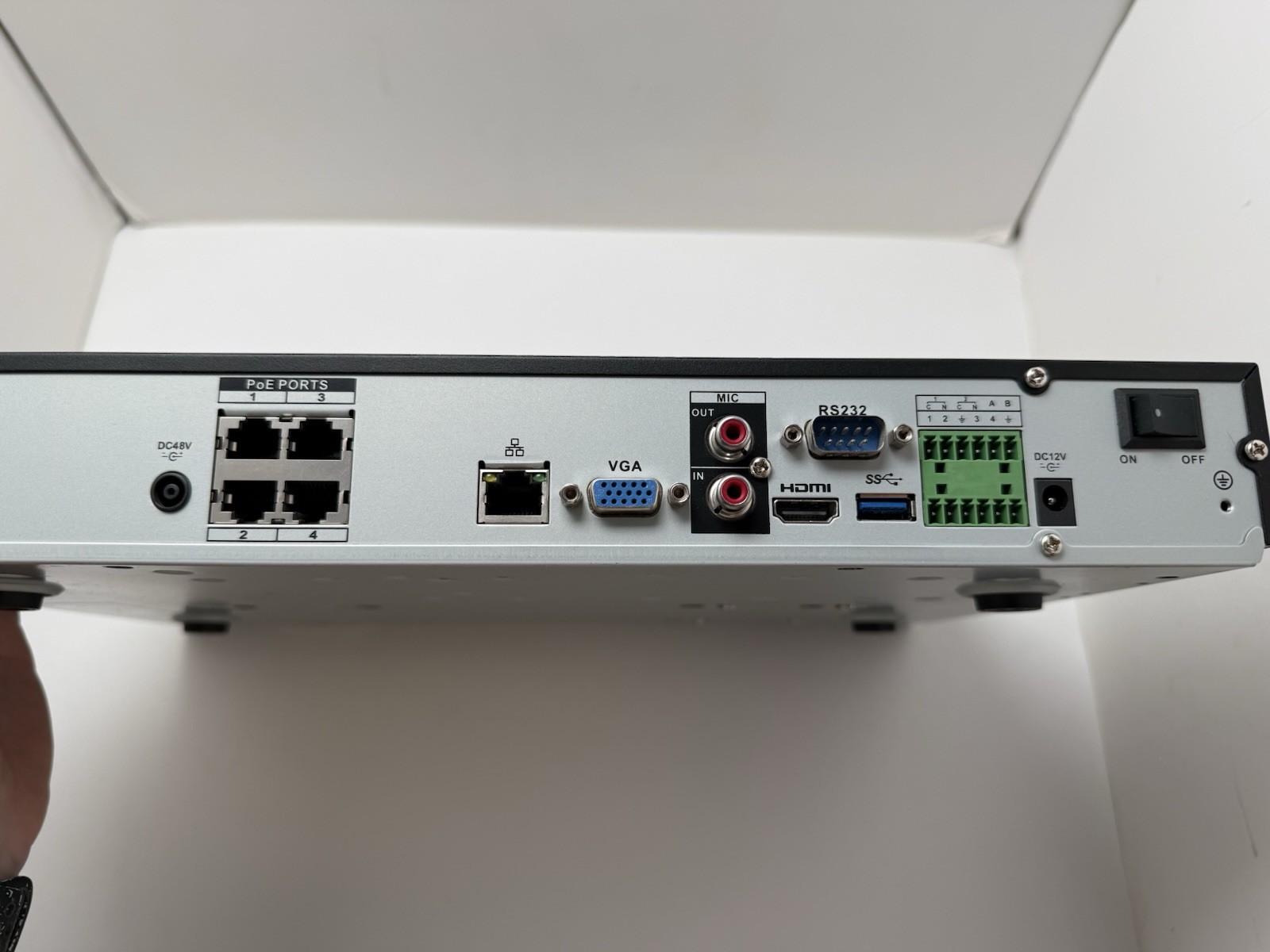 Network Video Recorder NVR4204-P-ADT-4 HDD 2TB *NEEDS PASSWORD*