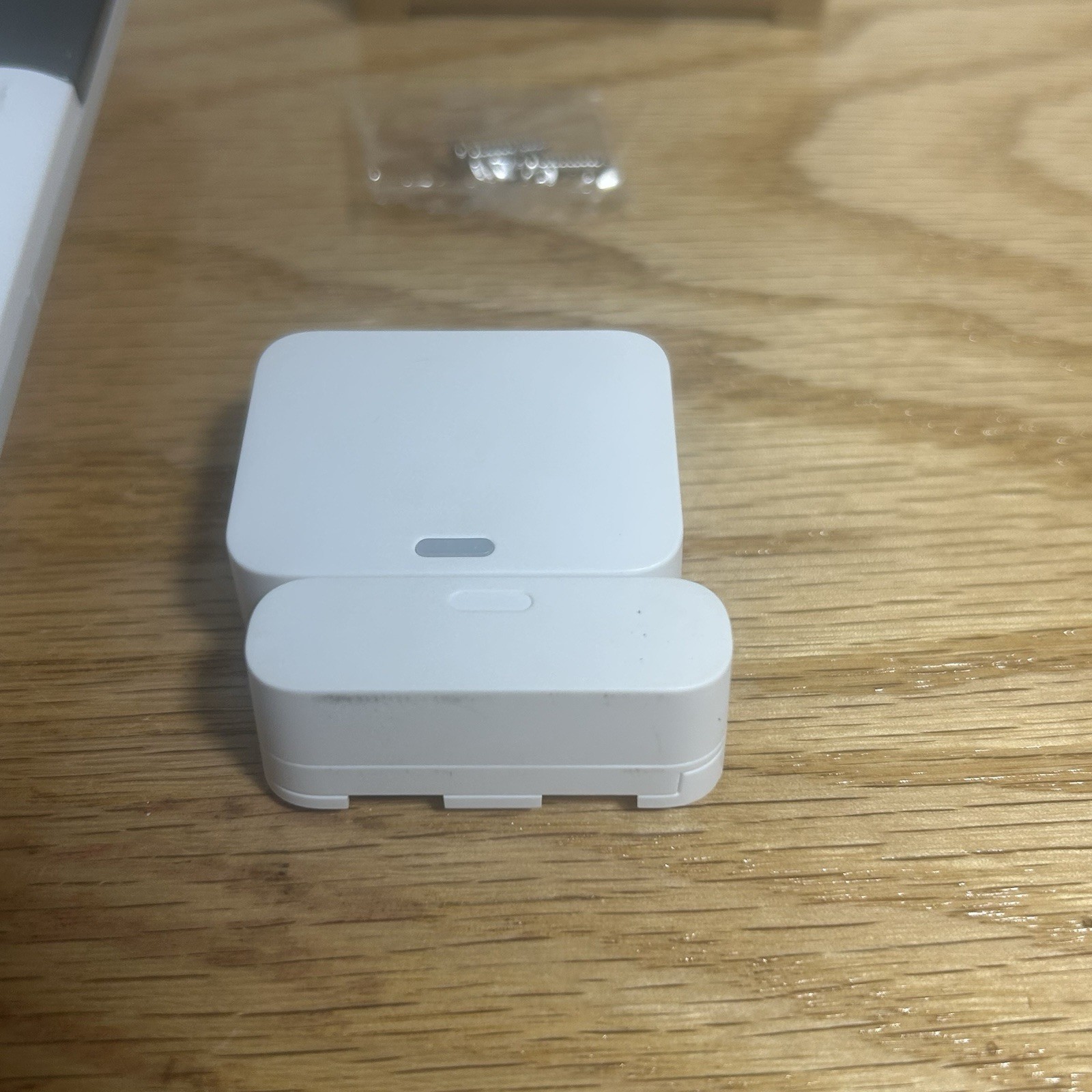 SimpliSafe SSBS3 WiFi Base Station + Wireless Keypad Home Security Sensors