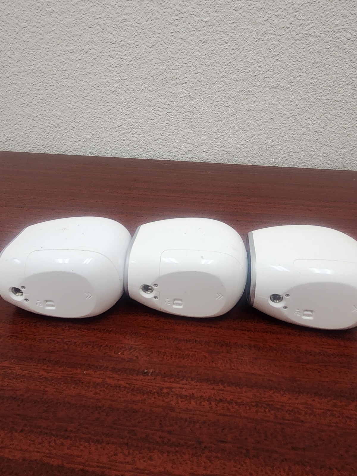 3 – (M) Arlo NETGEAR VMC3030 HD Security Cameras Magnetic