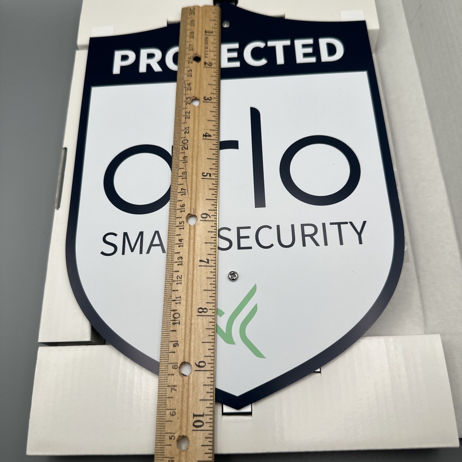 Arlo Yard Sign Smart Security AYS1000-10000S 7 inch wide by 26 inches tall