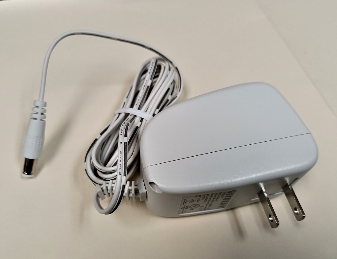 NETGEAR AC Adapter, AD2067F10, New. 332-10944-01, for Router. 12VDC 2.5A. UL