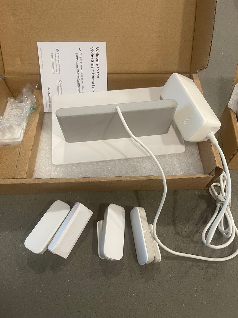 Vivint New Model Panel & Pro Doorbell Cam with 4 Sensors