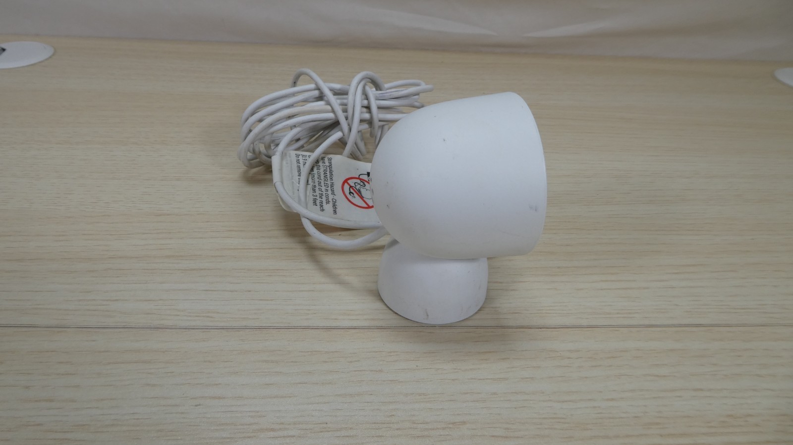 Google Nest Security Cam Indoor 1080p Wired GJQ9T (White Snow) 2nd Gen