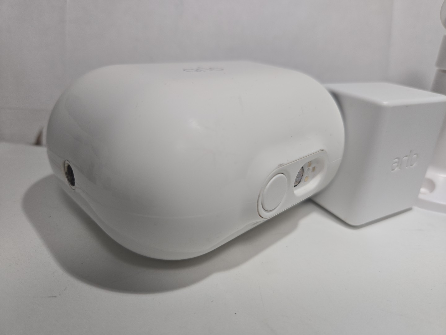Arlo Pro 5S 2K Indoor/Outdoor Wire Free Spotlight Security Camera – White