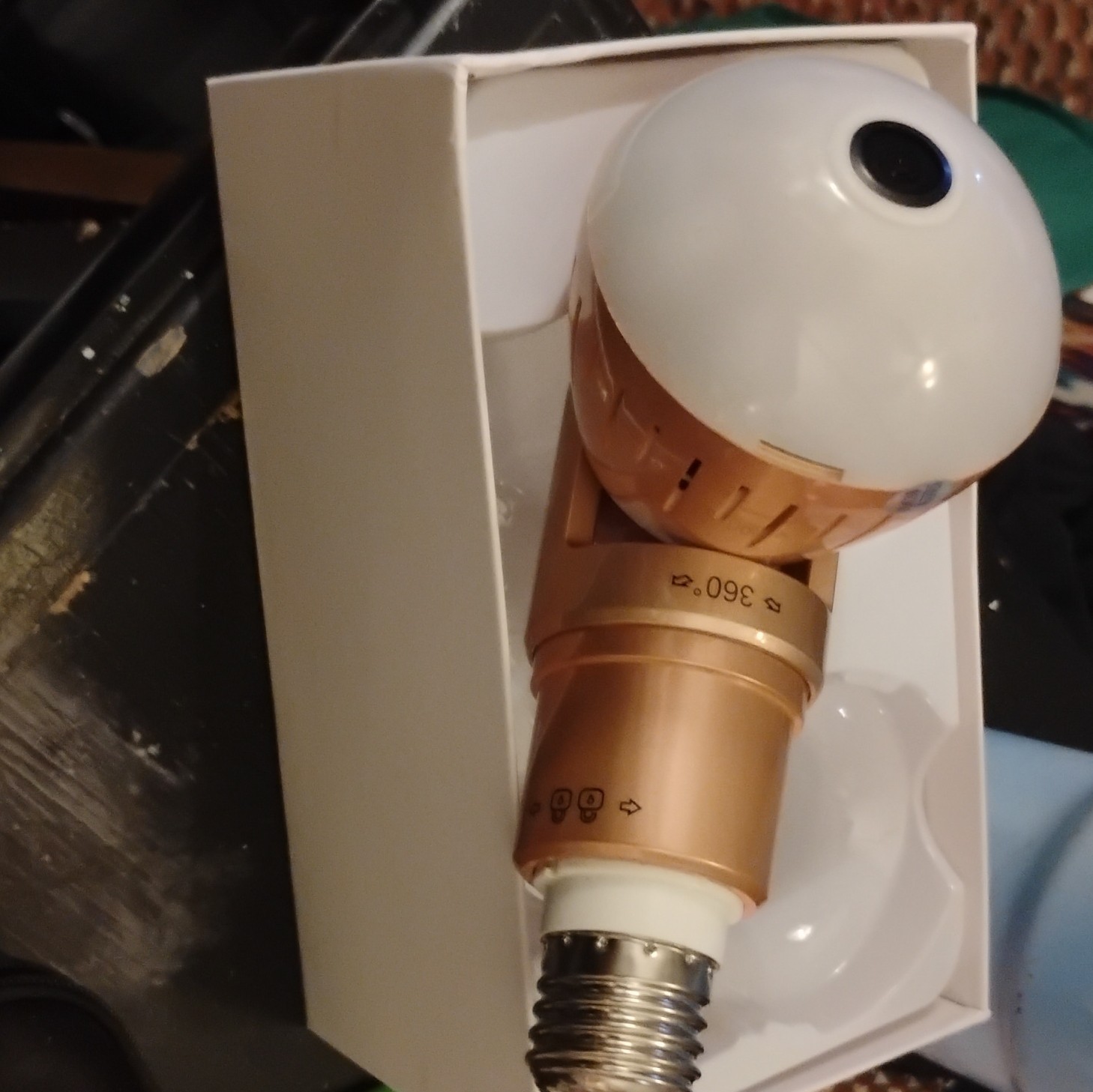 VR CAM VR-V16-A WiFi IP 360 Panoramic Bulb Camera Indoor Hardwired AC110-220V