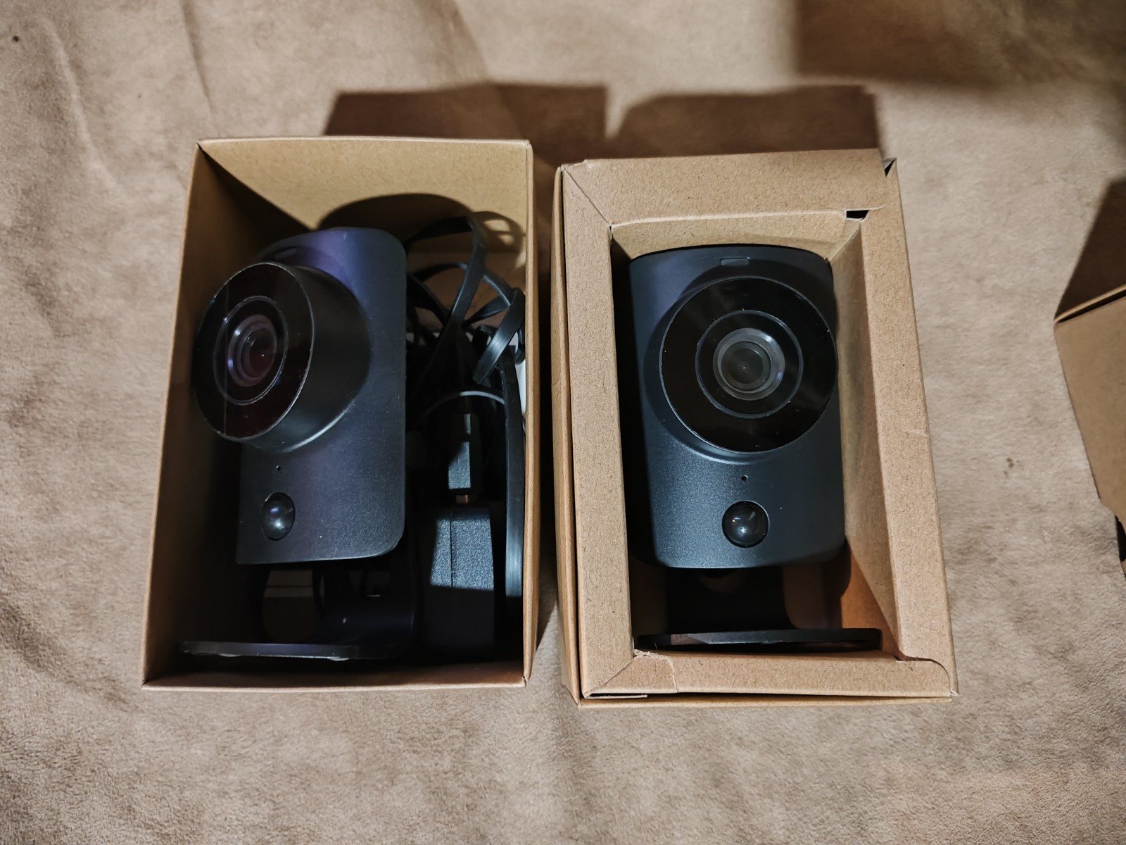 SimpliSafe Lot – 2 SimpliCam SSCM1 Cams Tested Working – And Some FREE SS Extras