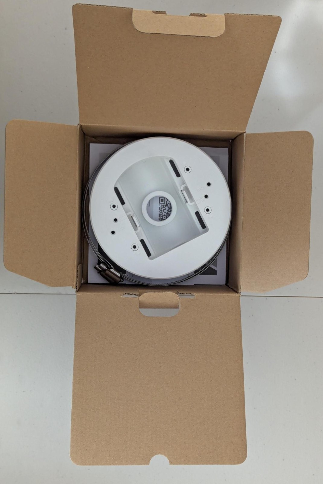 OPEN BOX! Hanwha Vision SBD-140PMW Pole Mount Security Accessory