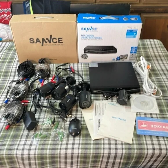 SANNCE DVR Video CCTV Security Camera System Indoor Outdoor 4 Cameras