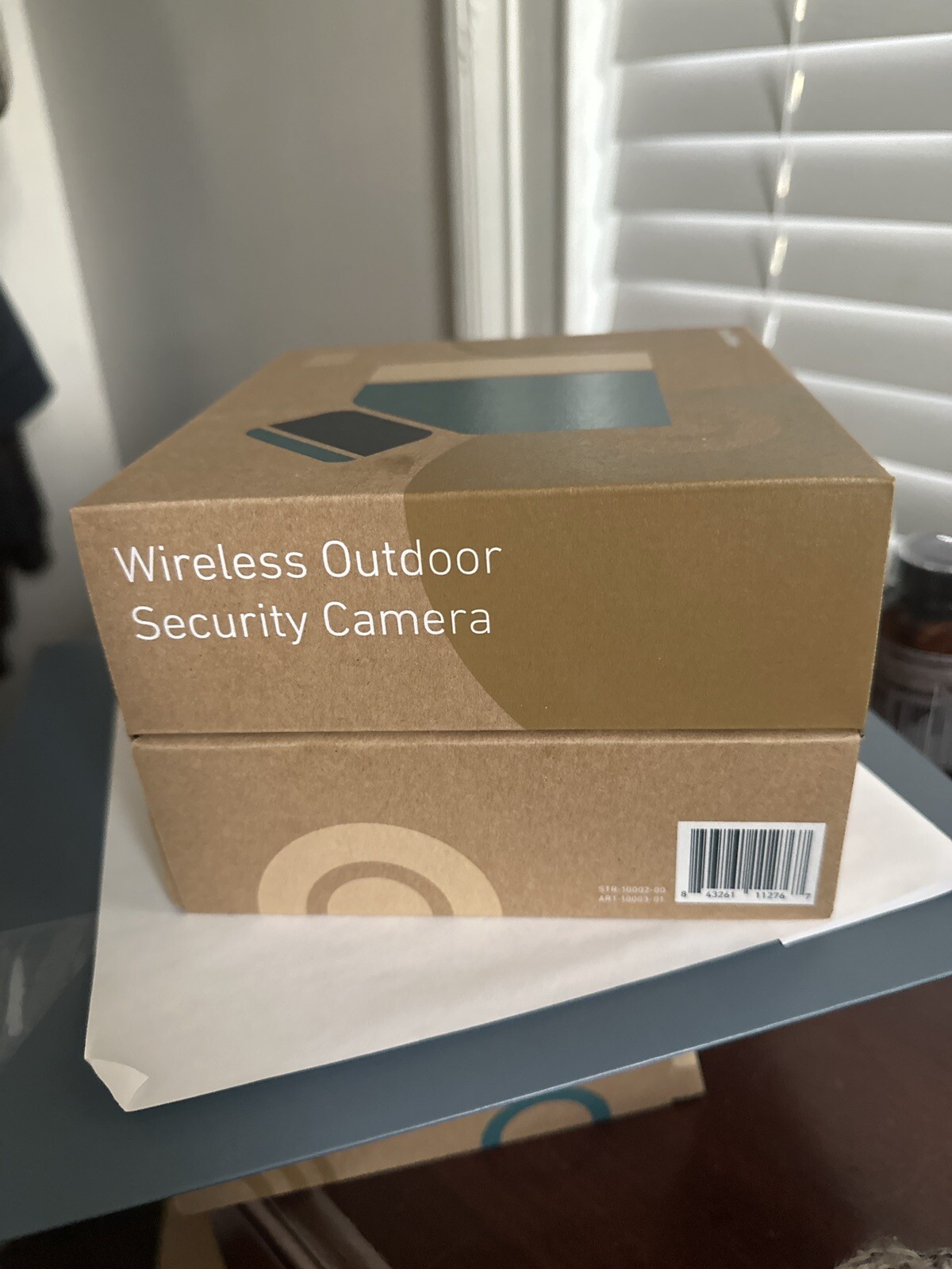 Simply Safe Security System 8 Piece Kit. Camera, Base Station, Sensors, Keypad