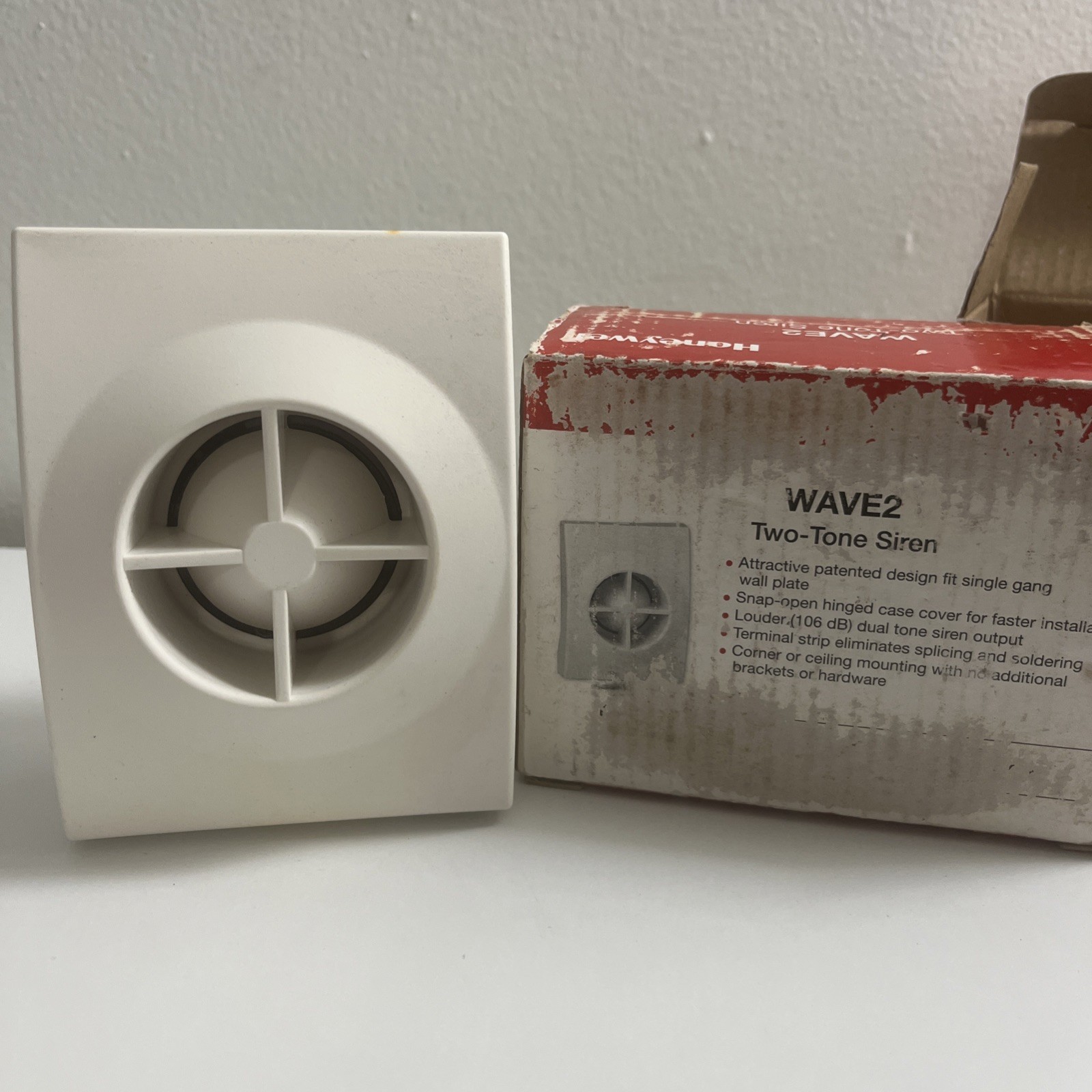 Honeywell WAVE-2 Two Tone Siren 106 db loud security burglary LOT OF 2 UNITS