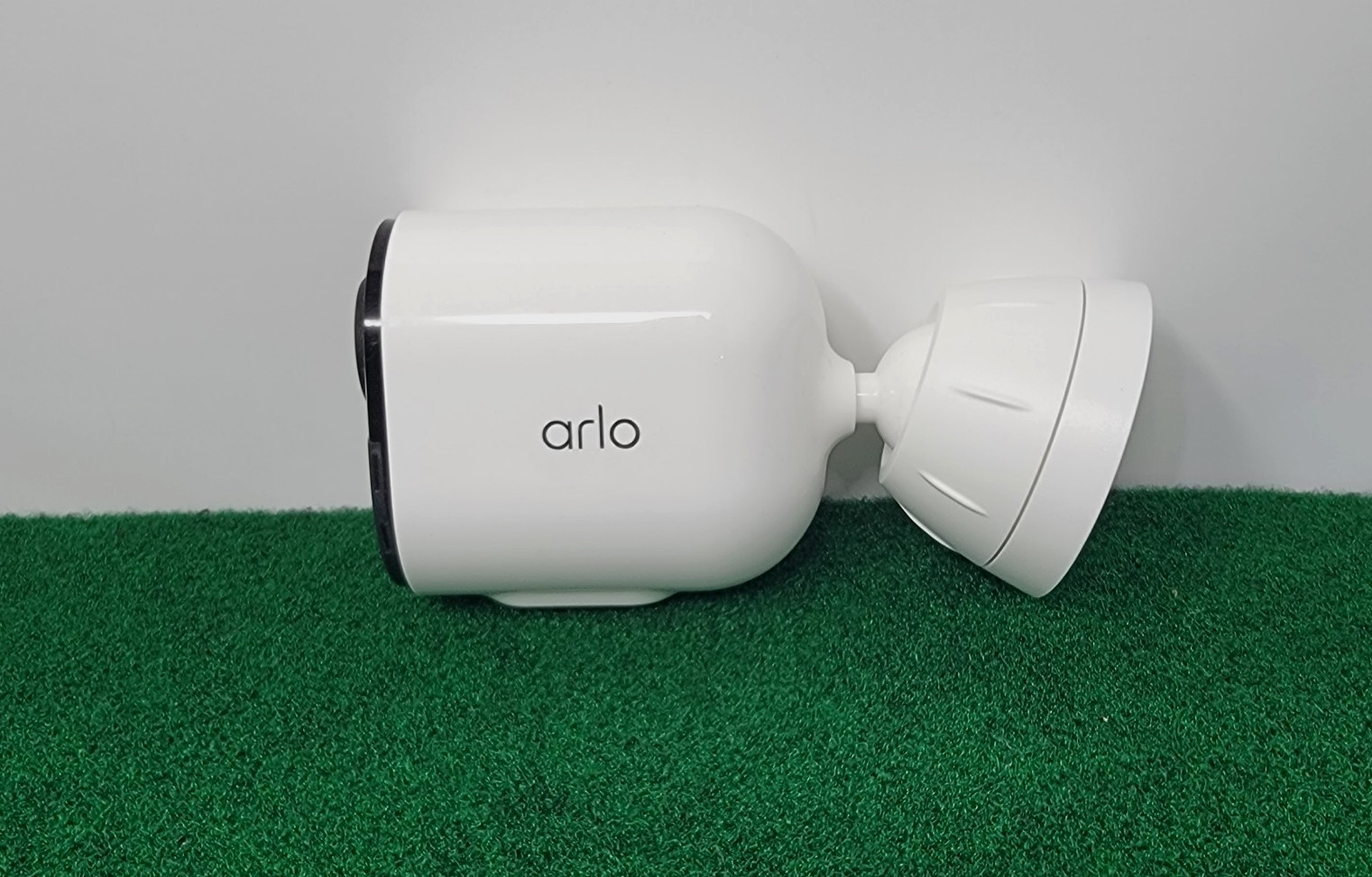 Arlo Ultra UHD 4K Add-on Security Camera – VMC5040 Battery Mount Charger Lot