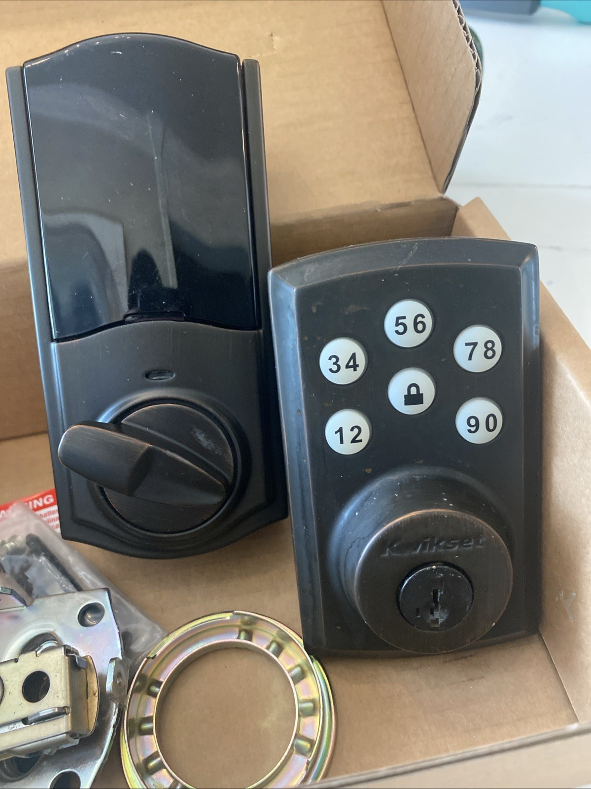 Vivint Home Security Bundle Smart Hub Control Panel Doorbell Camera Thermostat +