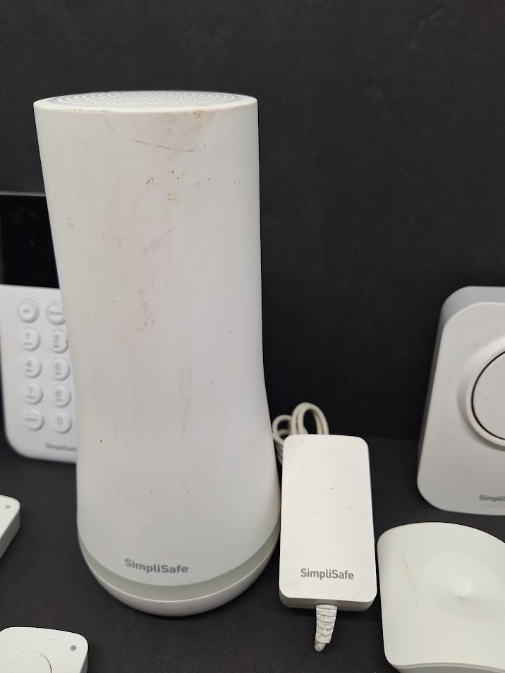 SimpliSafe Home Security System. Includes Base Station, 2 keypad and More