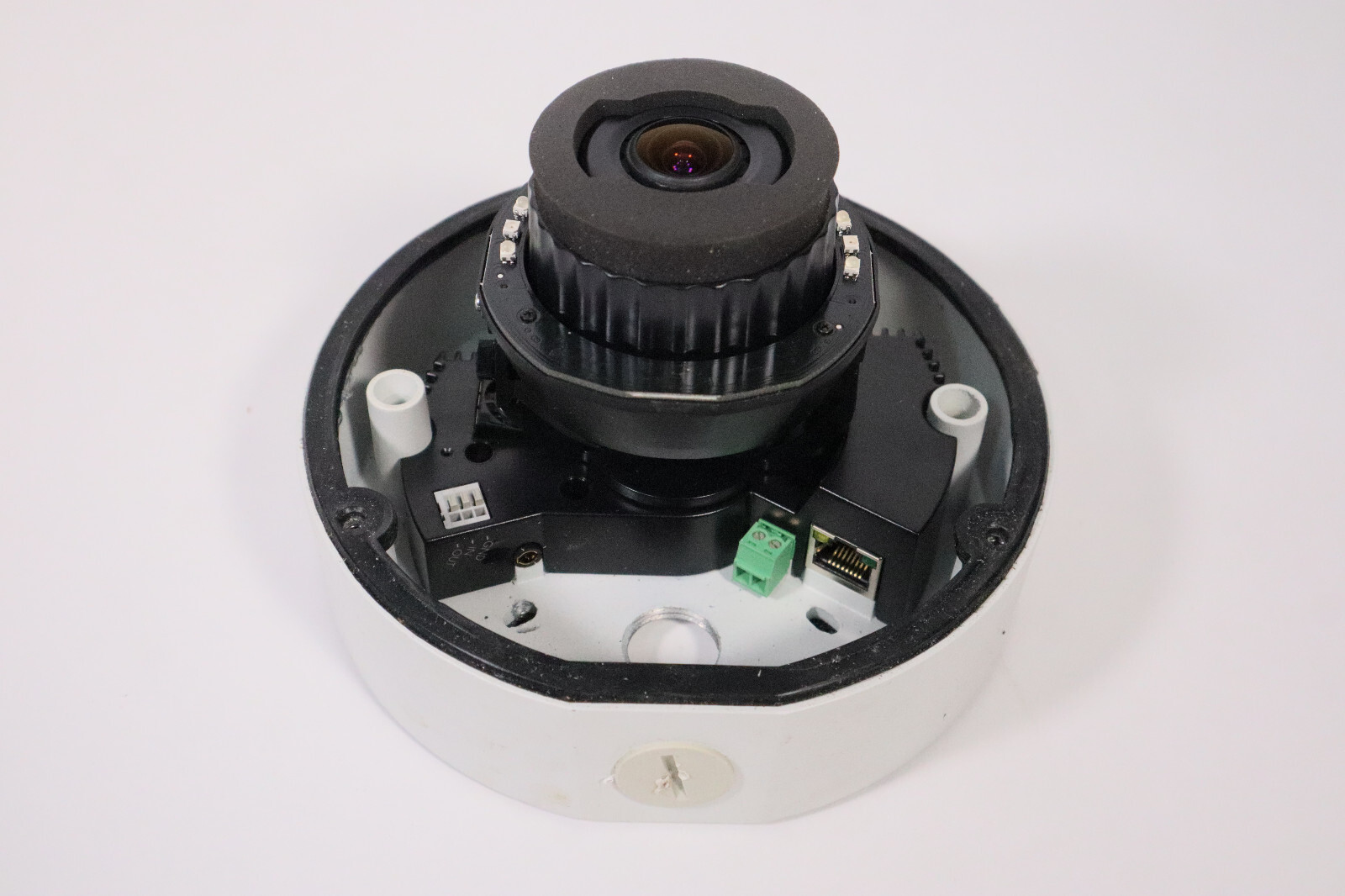 Avigilon 1.0-H3-DO1-IR 1.0MP IP H.264 Outdoor Dome Camera 1280 x 720 Day Night
