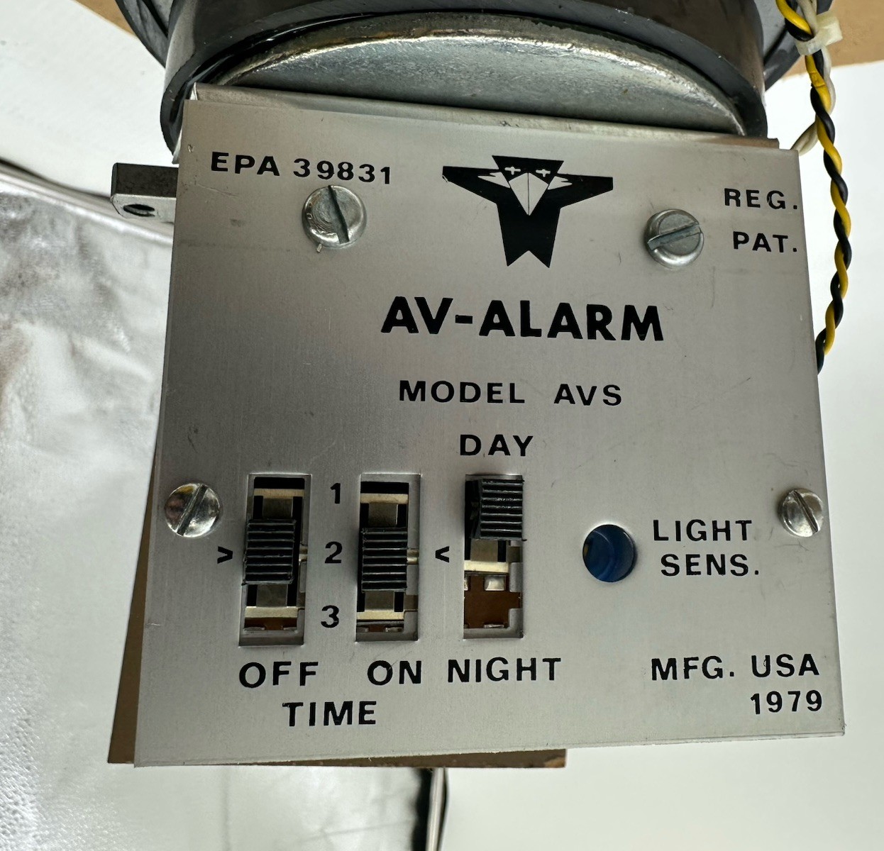 Rare Vintage AV-Alarm Corporation Wildlife Control With Acoustics Alarm NEW NOS