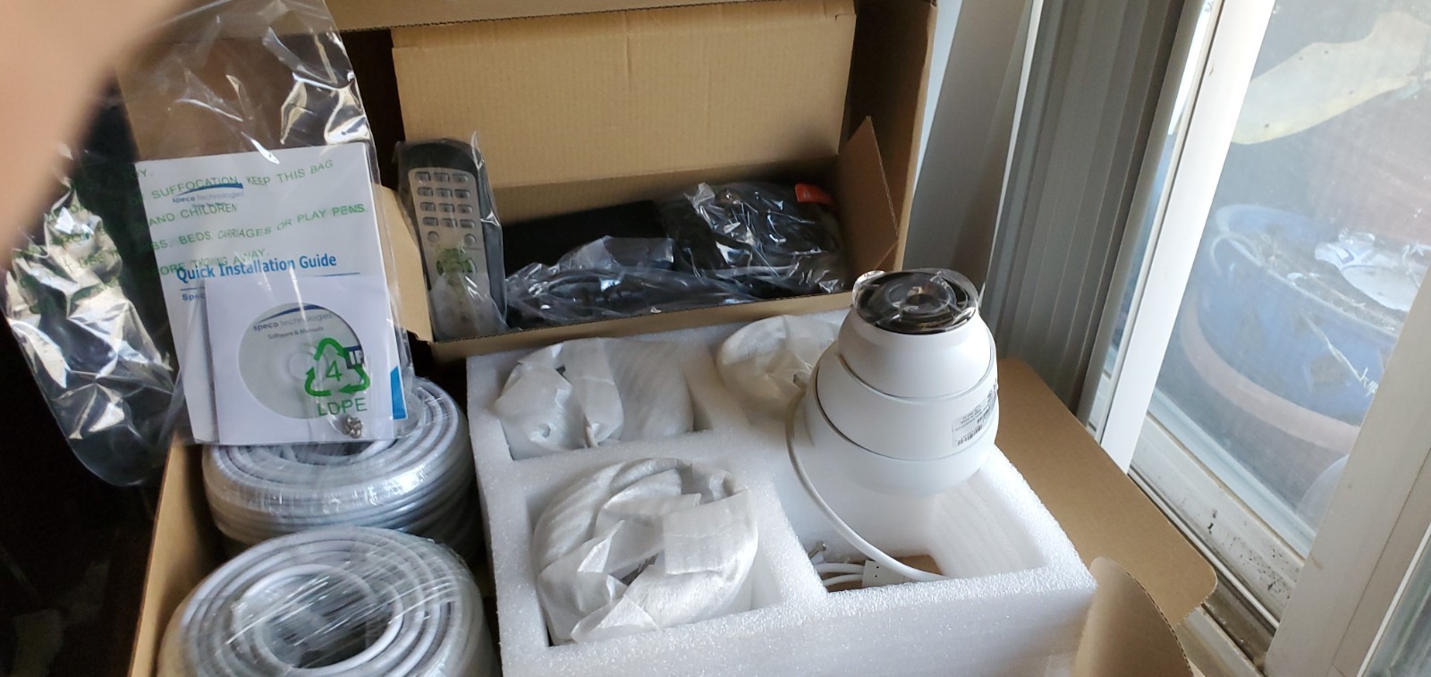 Speco Technologies Gray Series 4 CH, IP NVR w/4 5MP cameras. Brand New In Box