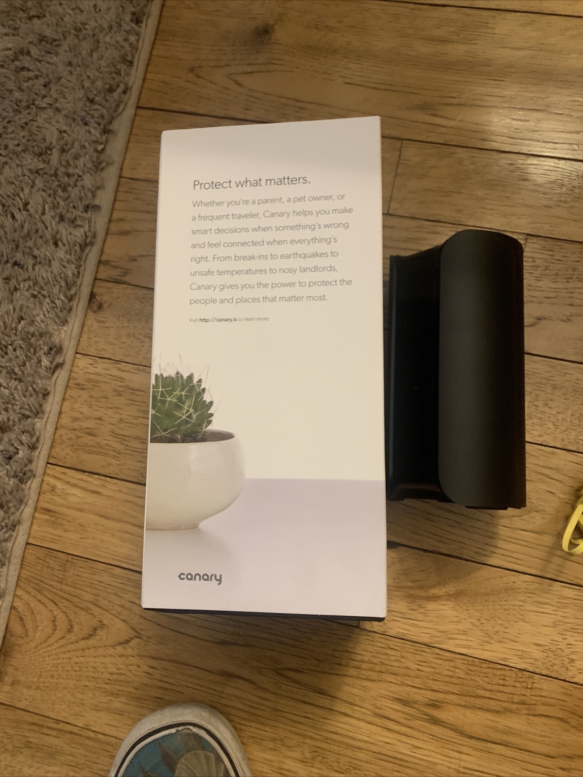 Canary Pro All-in-One Home Security Device, With Air Quality Meter – Black