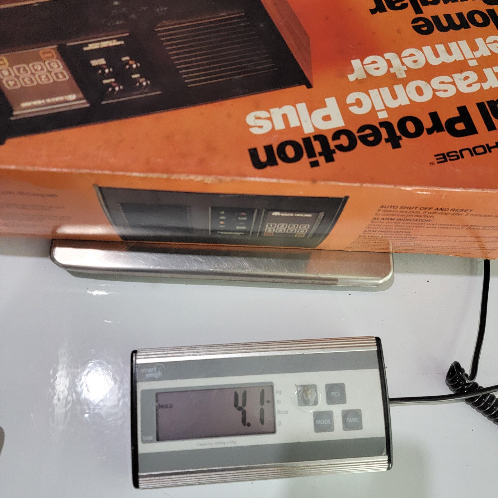 Vintage Safe House 49-302 Ultrasonic Plus Home Burglar Alarm Radio Shack Tested