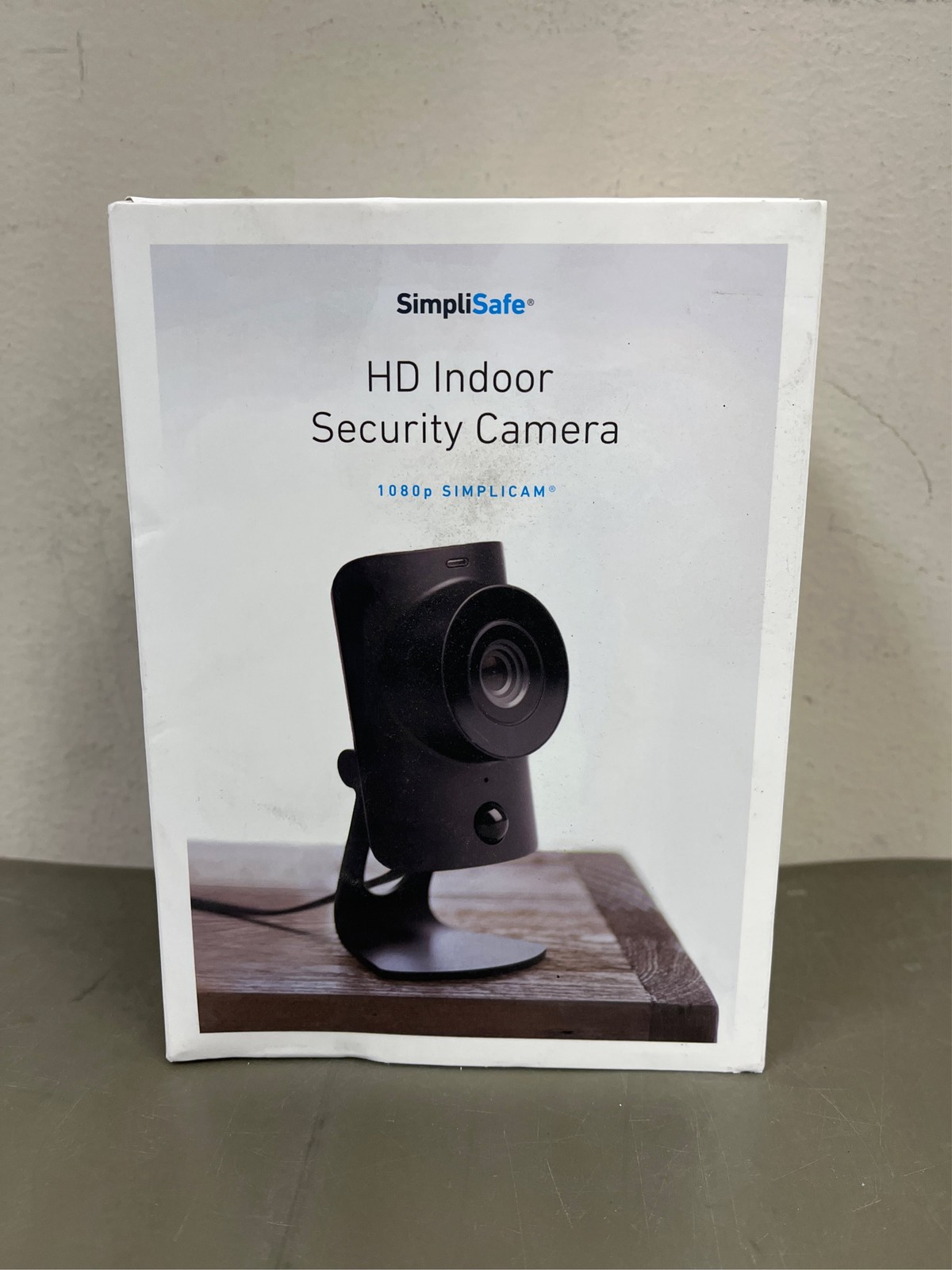 SimpliSafe Simplicam Indoor 1-Camera Hardwired Stick Up Cam Internet Cloud-ba 10