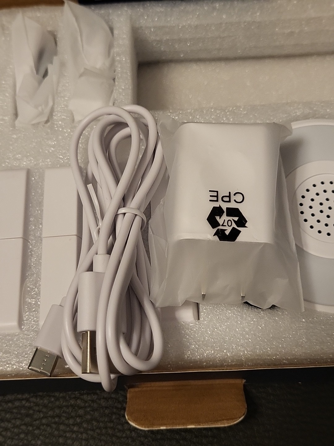 Tolviviov Wireless Home Alarm System Security 8pc Kit Bundle Set No Fees V1.0 Nw