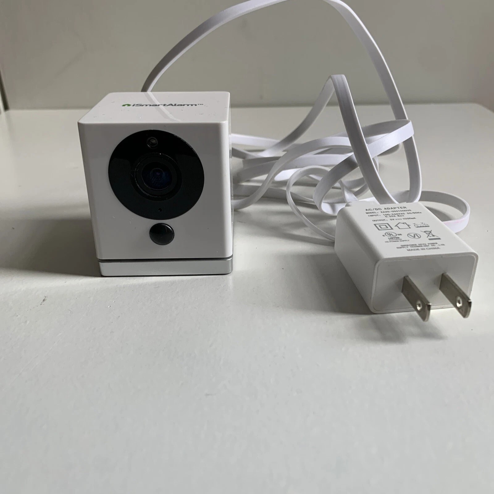iSmart Alarm – Spot Indoor Wi-Fi Network Camera iSC5 for iSmart Alarm System