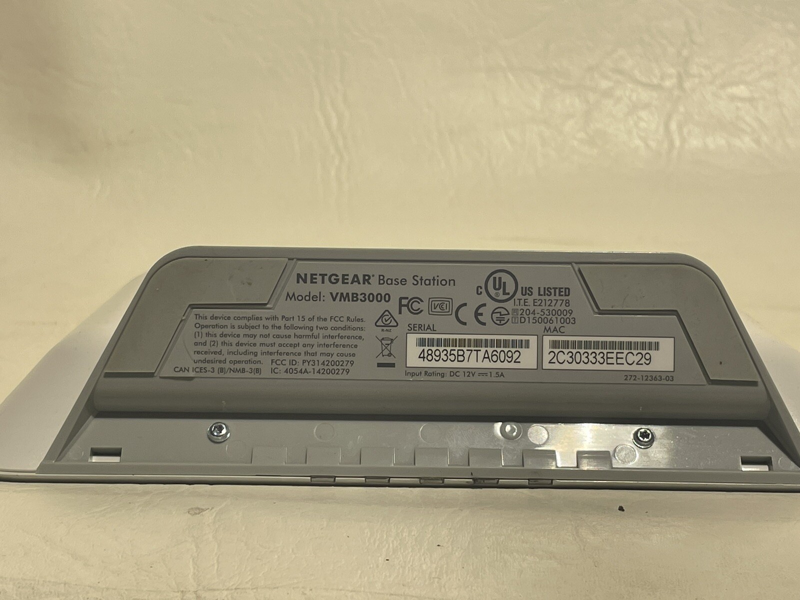 Netgear SecurityBaseStation Wireless Wi-Fi Router VMB3000 Hub UNIT ONLY
