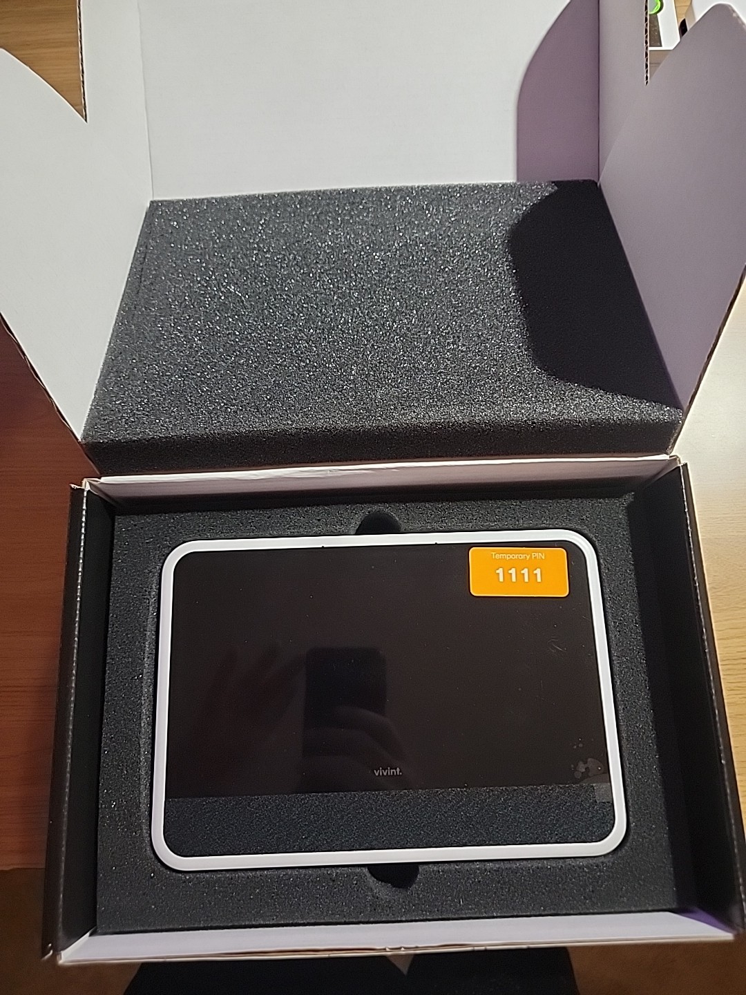 Vivint Smart Hub VS-SH2000-C00 Gen 2