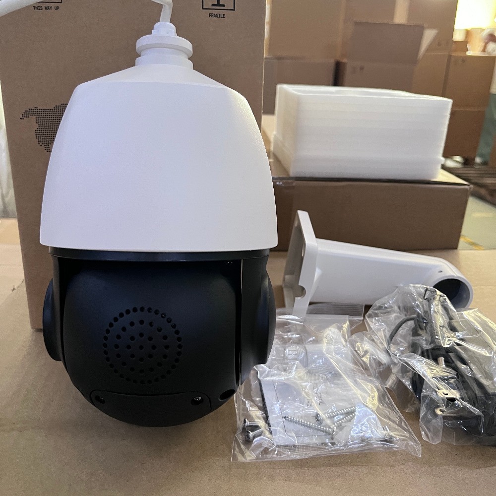 VIKYLIN 8CH 8POE NVR 18×ZOOM 360° IR50M 8MP PTZ Camera Systems Auto Tracking Lot