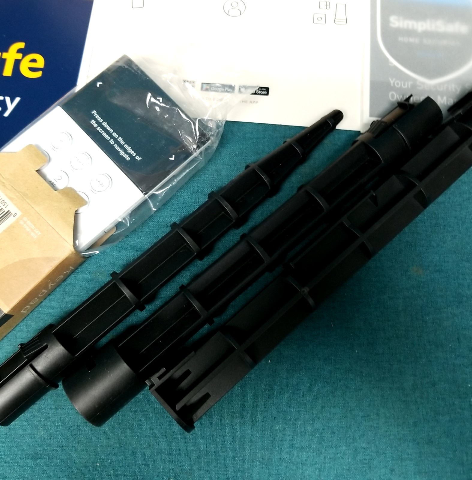 SimpliSafe Wireless Home Security System Set Untested