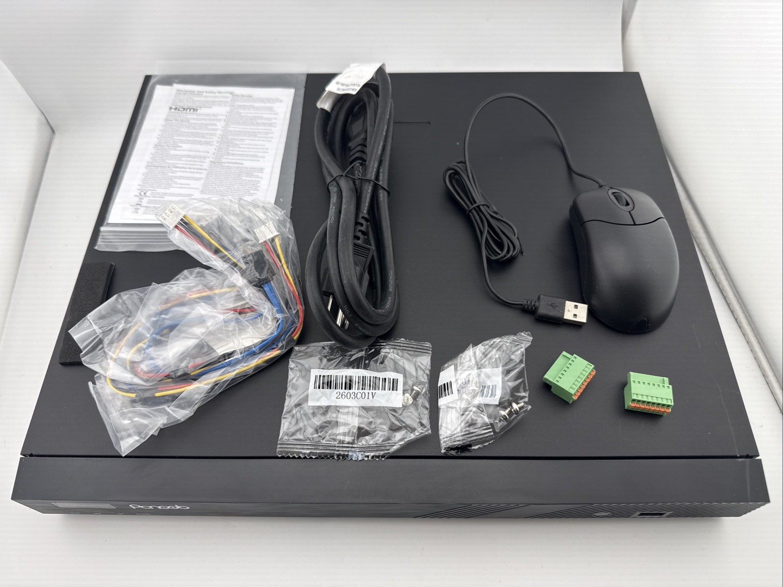 Vonnision Panoob 4K 16CH PoE NVR Network Video Recorder NTSC NVR3216-P16