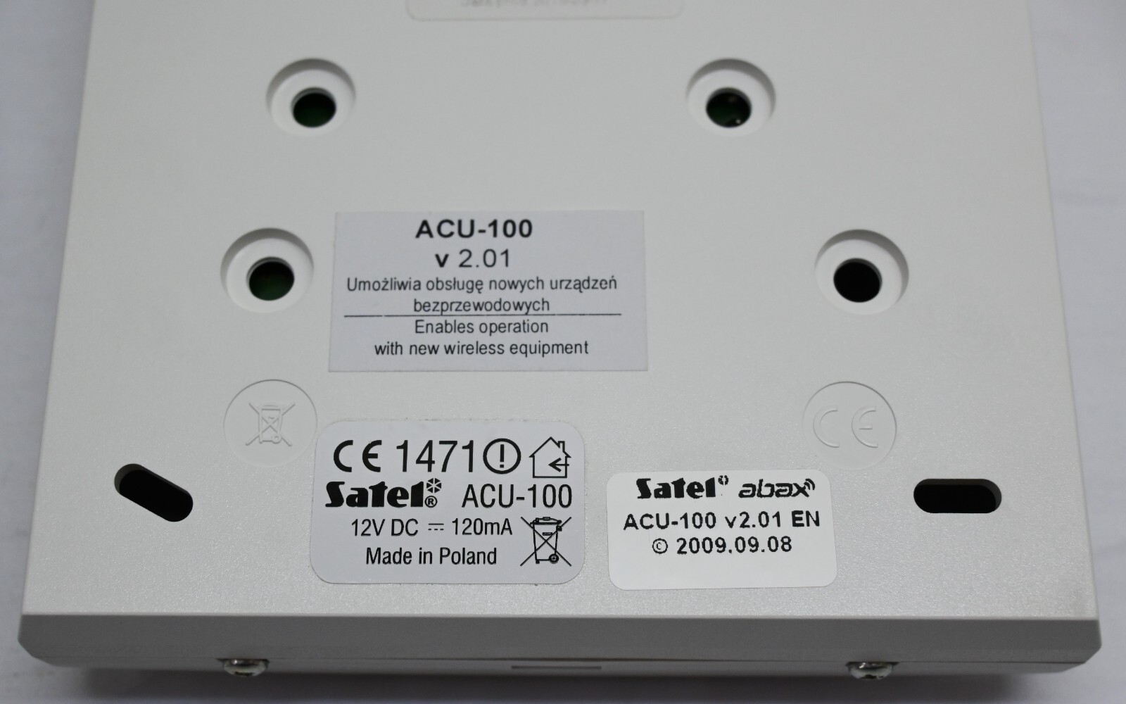 Satel ACU-100 Wireless system controller.