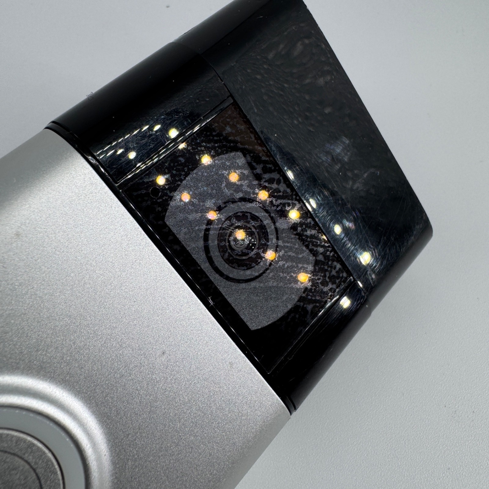 Ring 2nd Gen 5UM5E5 Silver & Black Night Vision 2-Way Talk 1080p Video Door Bell