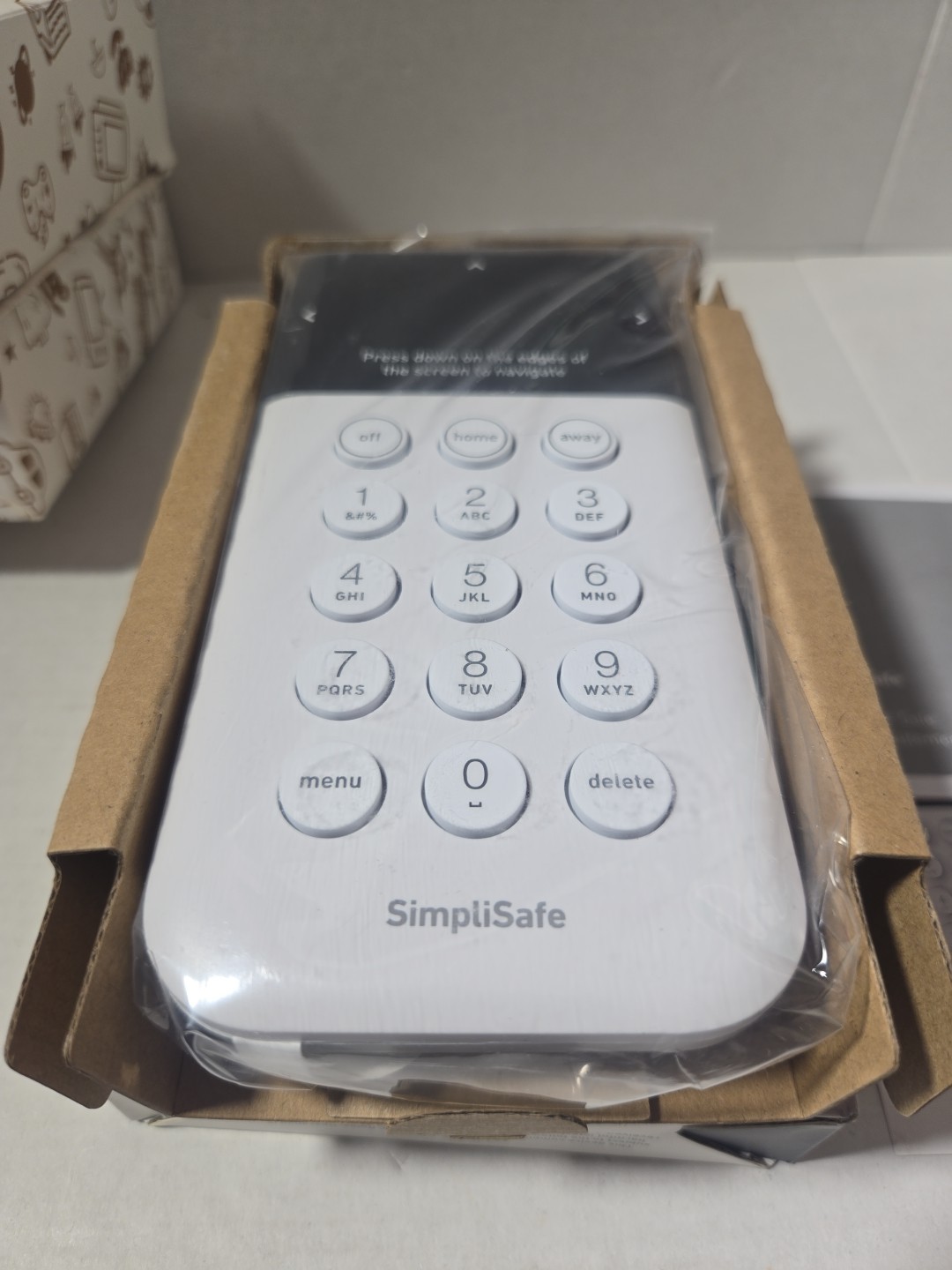 Simplisafe for security alarm system EXTRA KEYPAD MODEL KP3W Open Box