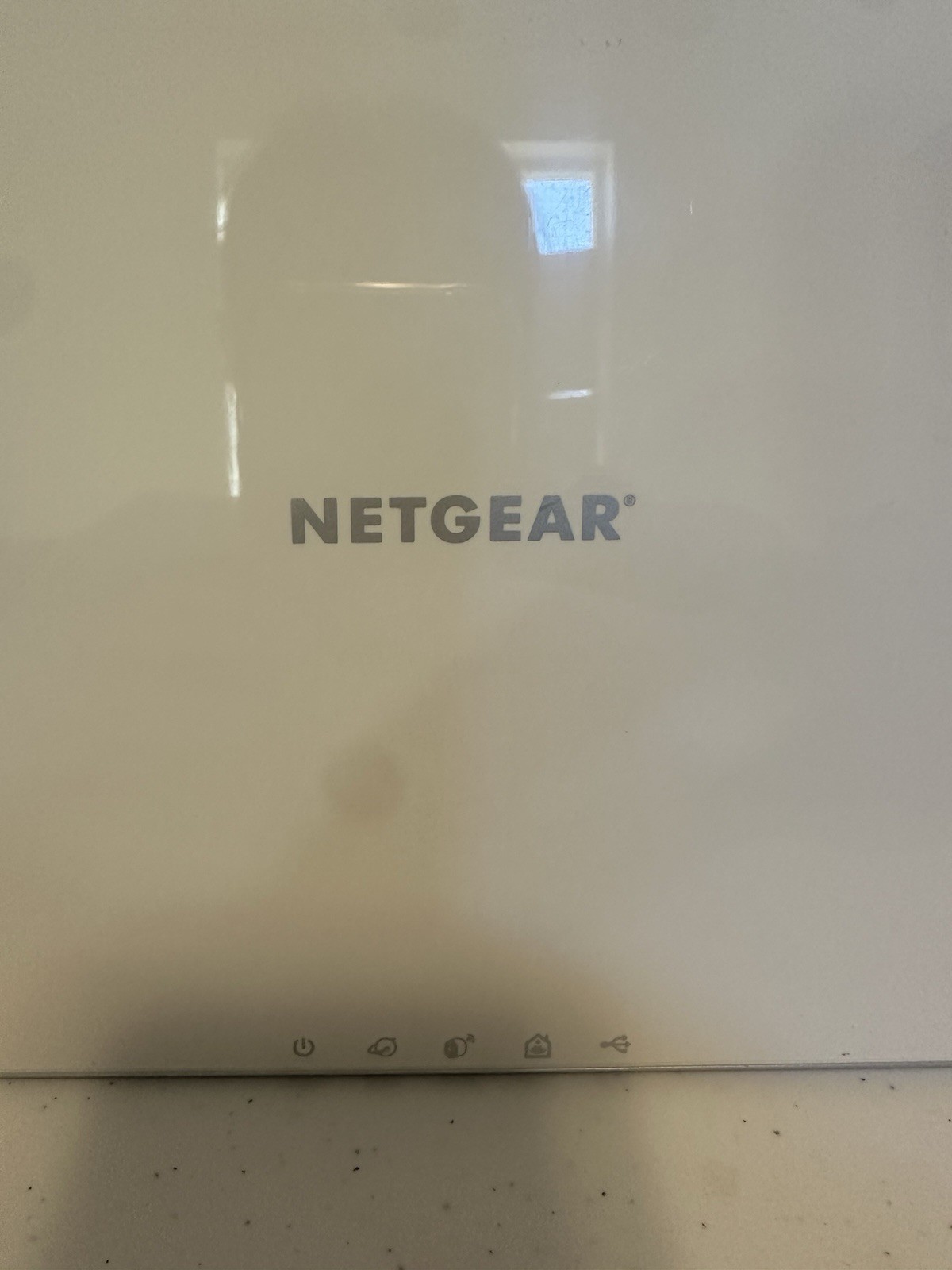 NETGEAR VMB3000 Arlo Base Station with Power Adapter