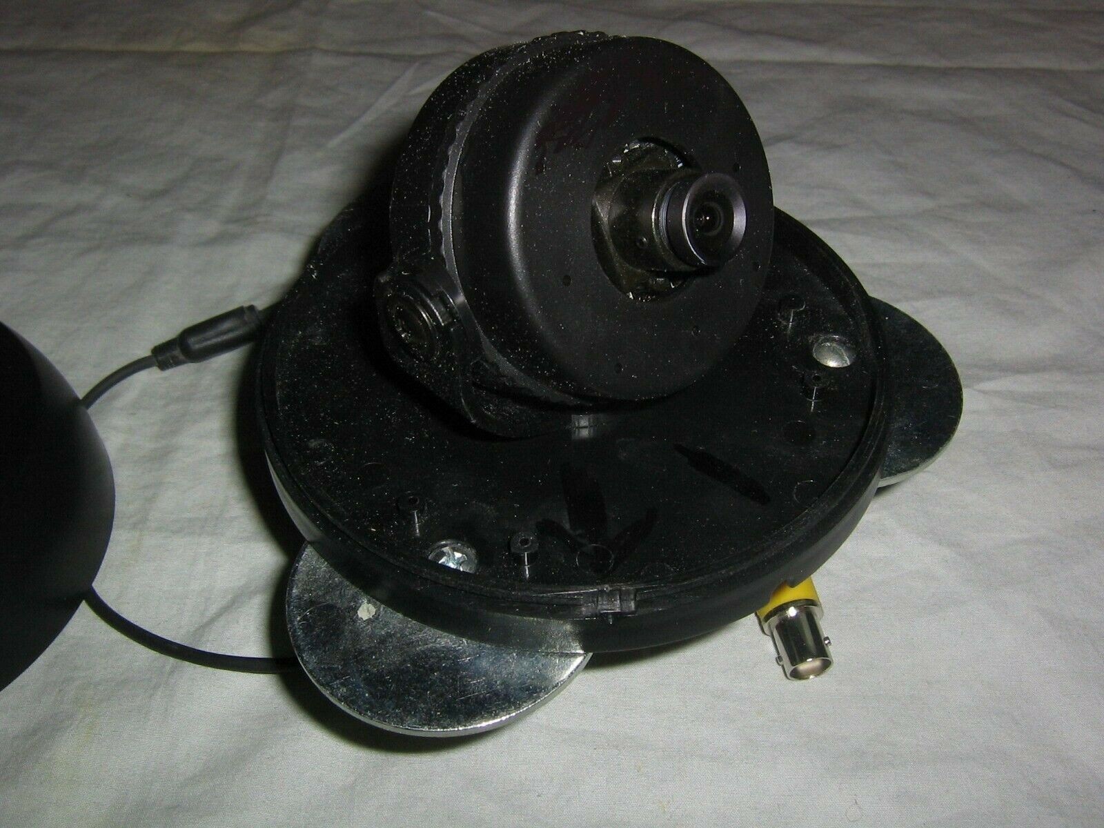 High Resolution Mini Color Dome Camera KCD 520, 1/3″ Sony Super HAD HQ1 CCD