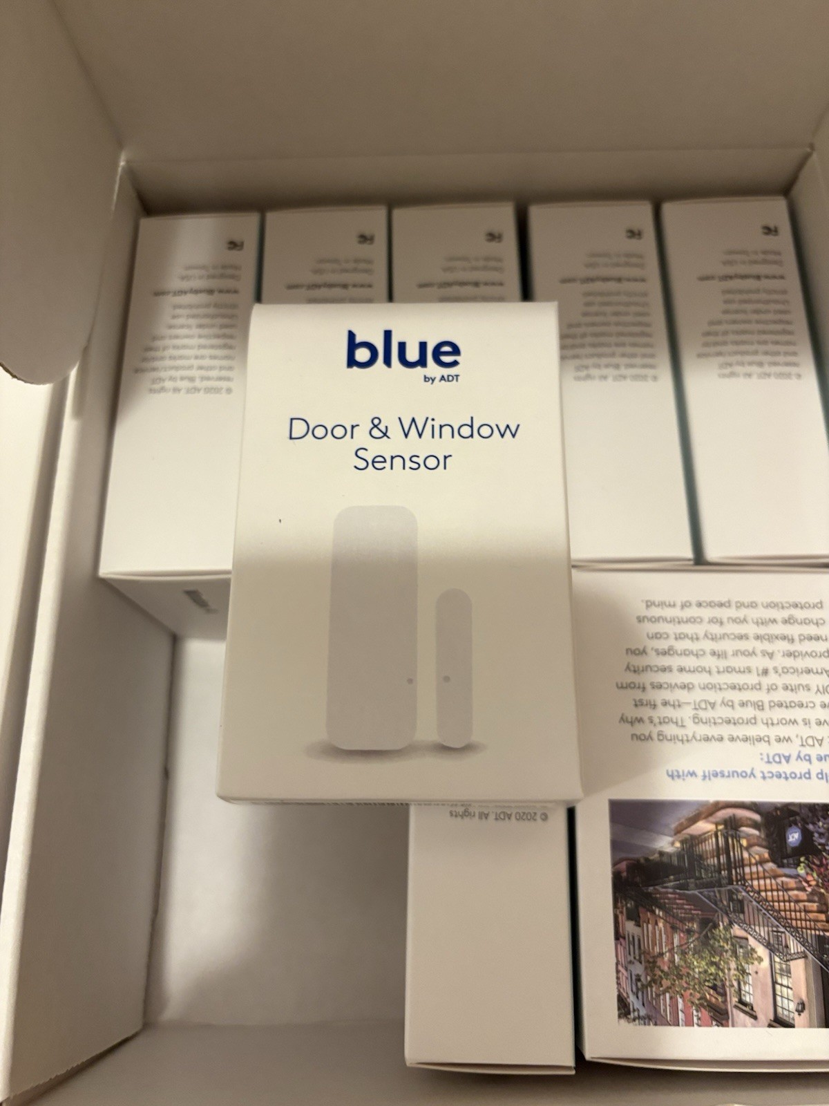 Blue by ADT Smart Home Hub Security System S40LR0-01 Hub 6 Sensors & 1 Motion