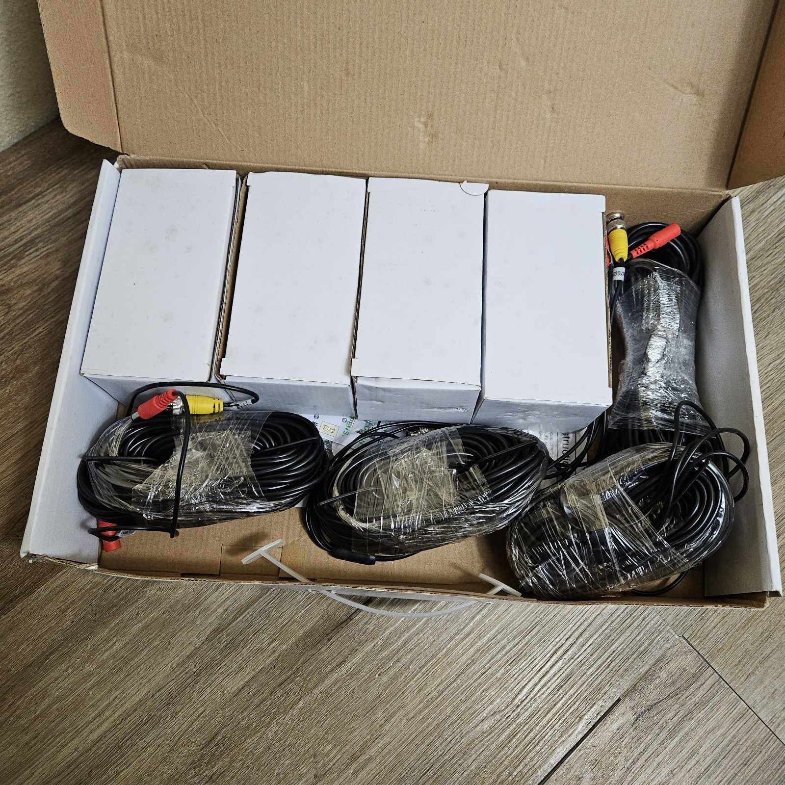 Bunker Hill 62463 Security System 500GB HD DVR 4 Cameras 8 Channel -New Open Box