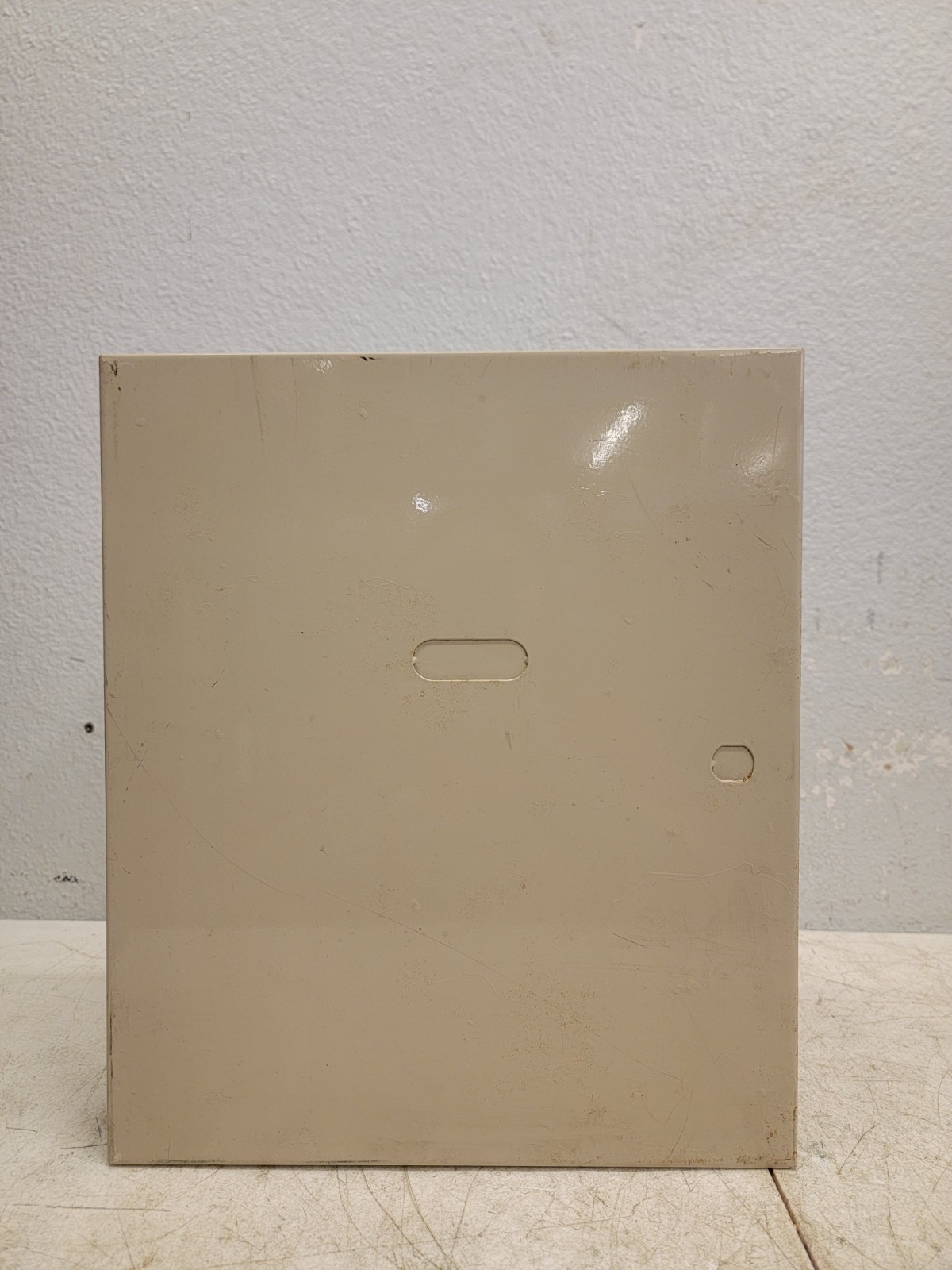 ADEMCO Honeywell VISTA-10SE in Enclosure w/ Rocket Battery ES 4-12