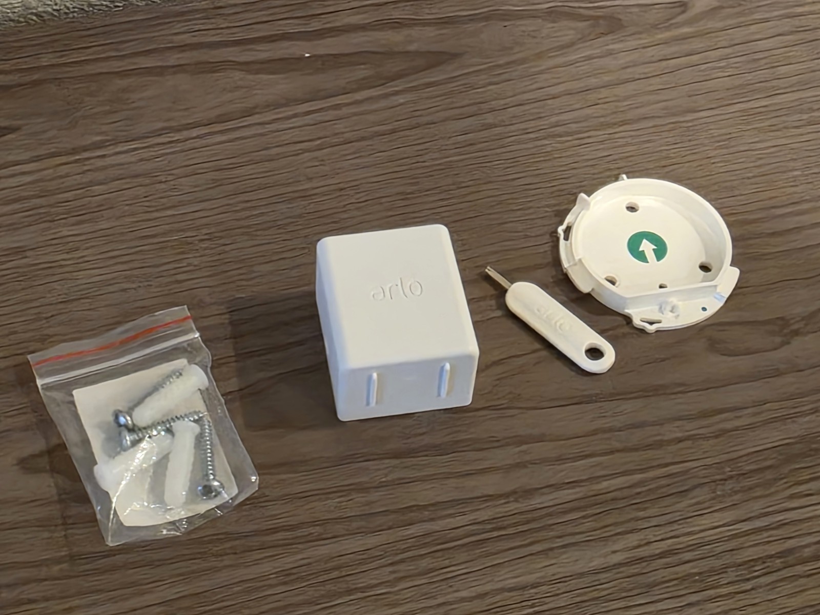 Arlo Ultra 2 UHD 4K Wire-Free Add-on Security Camera W/Mount + Battery – WHITE